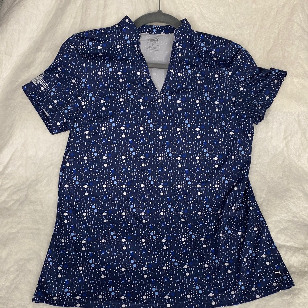 3/$20✨Puma Navy Blue Short Sleeve V-Neck Dot Print Tee - Picture 2 of 7